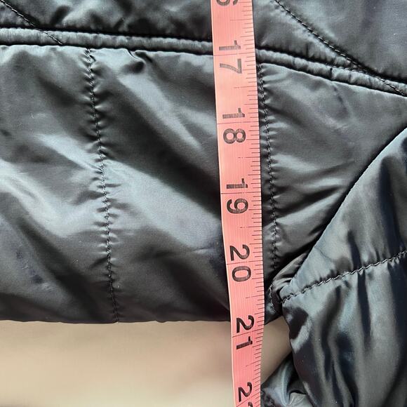 ✨Tommy Hilfiger Quilted Jacket Women Medium Navy Blue Red Trim Lightweight Coat - Picture 7 of 9